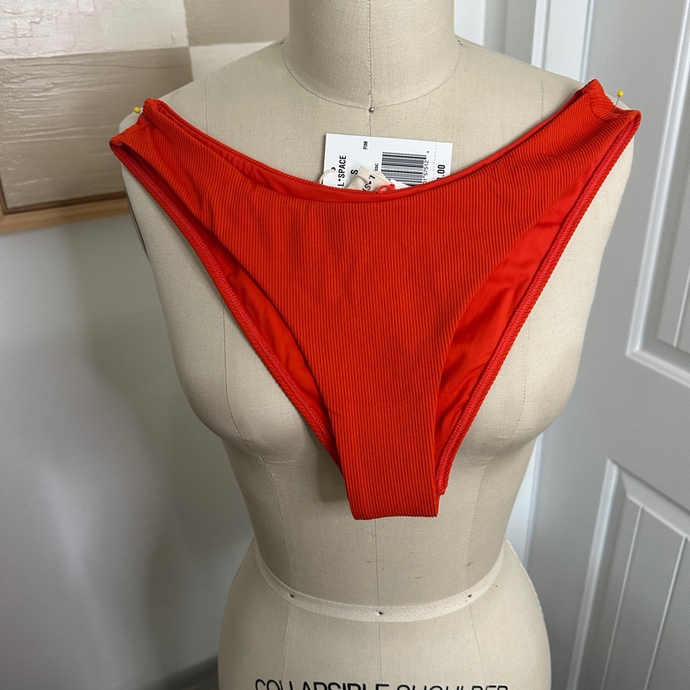 L*Space Women's Red high hip Rocky swim bottom - Picture 2 of 4